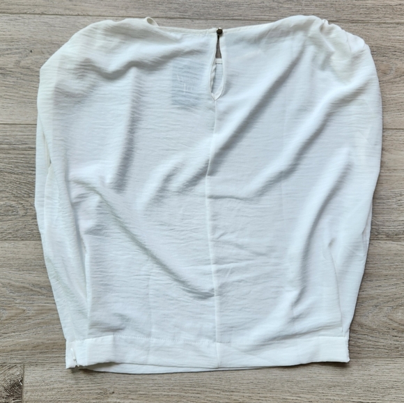 GeeGee Off White Top Womens Large Ruched Short Sleeves Lightweight Nwt - Picture 8 of 11